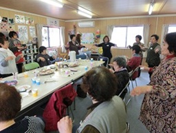 みやぎ生協仙南ボランティアセンター　舘南仮説住宅でのふれあい喫茶（２０１５年３月）